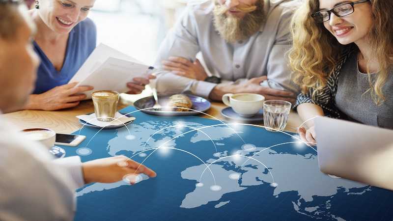 How International Travel Expands Your Business Network